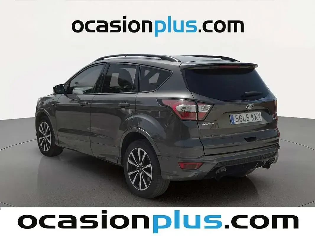 Usado Ford Kuga ST-Line 120 CV (88 kW) 2018 Gris SUV