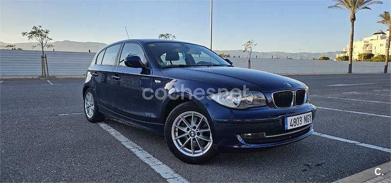 Używany BMW 118 143 KM (105 kW) 2010 Niebieski Hatchback