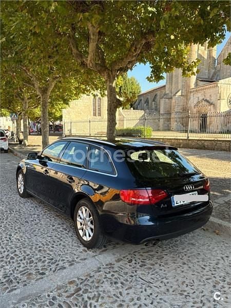 Usado Audi A4 143 CV (105 kW) 2010 Azul Familiar