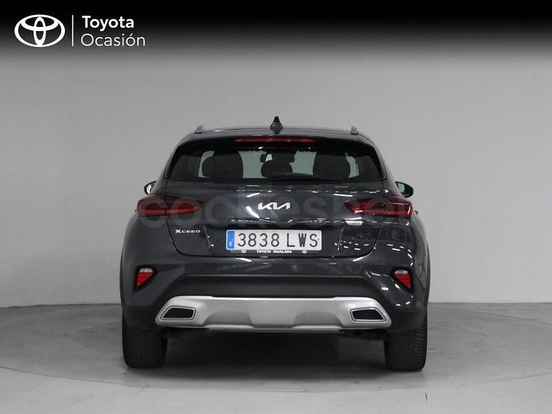 Usado Kia XCeed 160 CV (117 kW) 2022 Gris / plata SUV