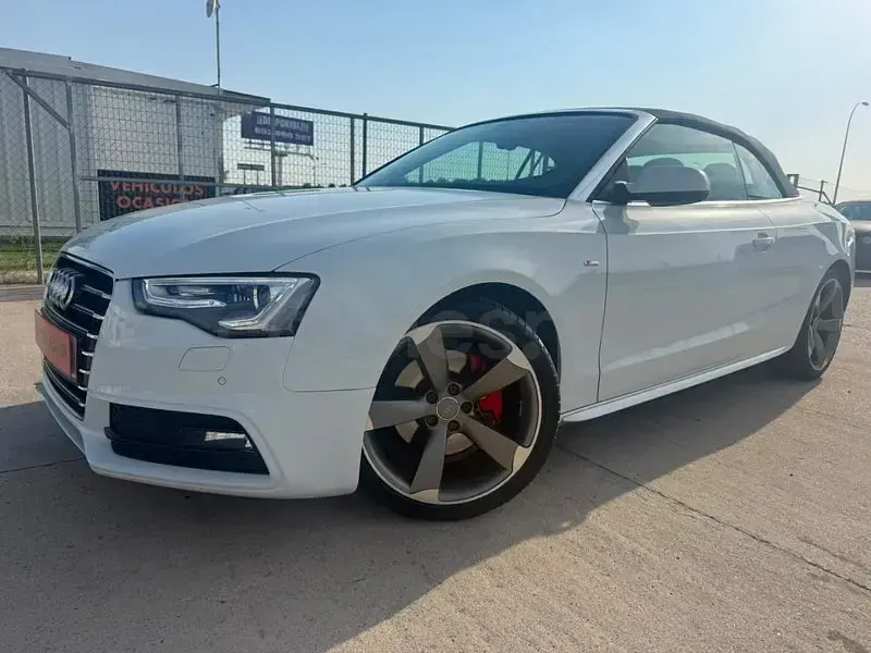Usado Audi A5 Cabriolet S-Line 218 CV (160 kW) 2015 Blanco Descapotable