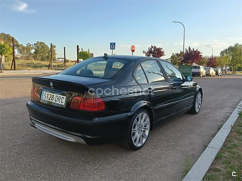 Usado BMW 320 150 CV (110 kW) 2005 Negro Berlina