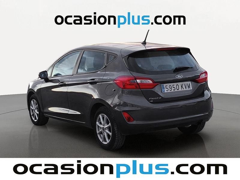 Usado Ford Fiesta Trend+ 85 CV (62 kW) 2019 Gris Utilitario