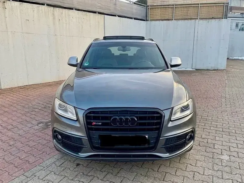 Usado Audi SQ5 Competition 326 CV (239 kW) 2016 Gris / plata SUV