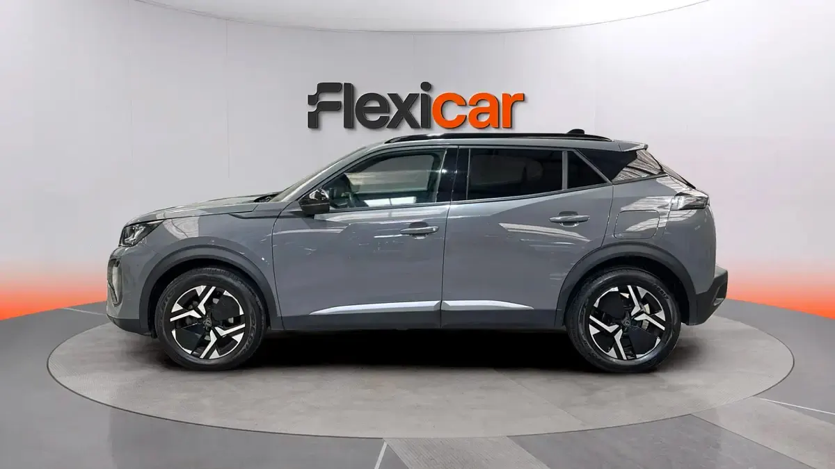 Usado Peugeot 2008 Allure 131 CV (96 kW) 2024 Gris SUV