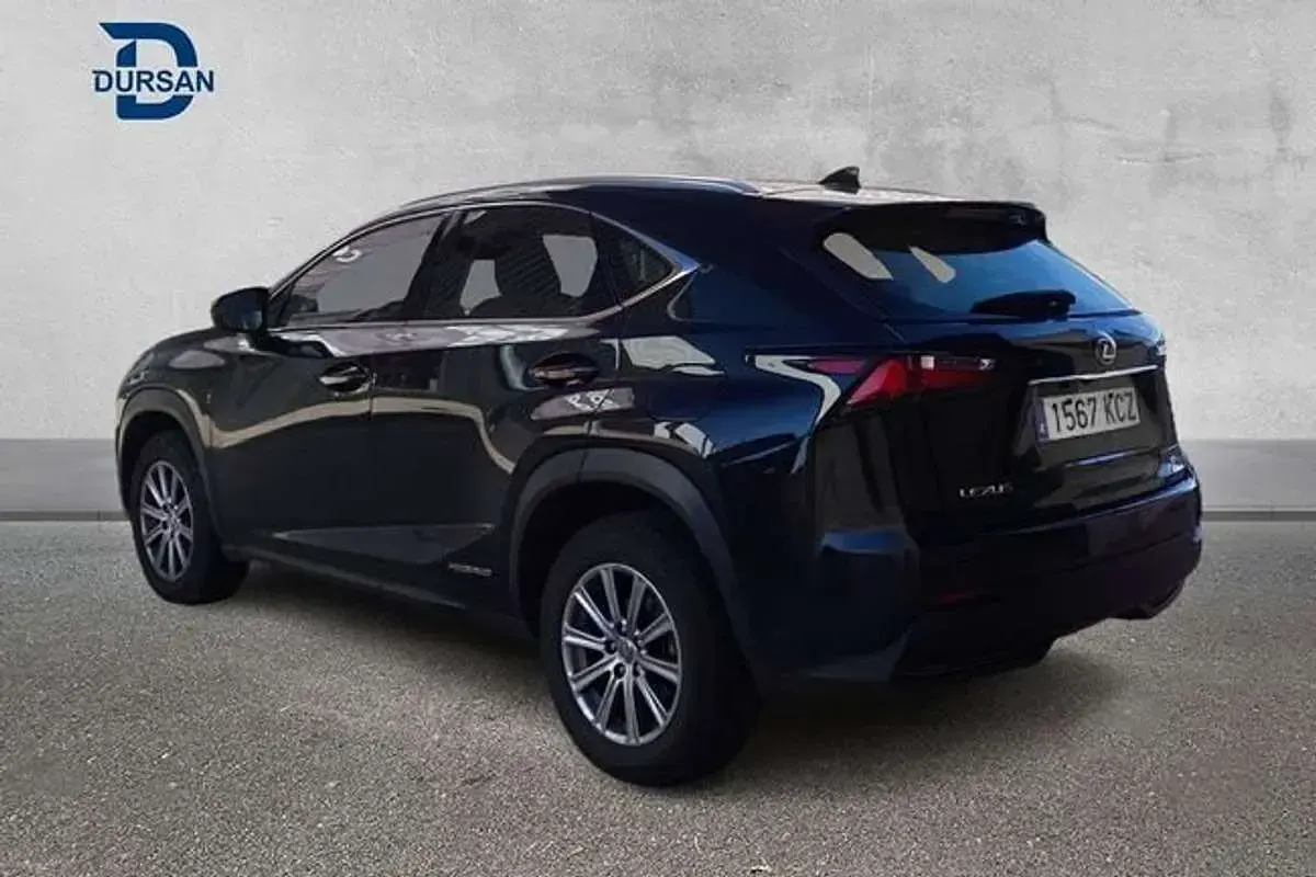 Usado Lexus NX300h Business Edition 197 CV (144 kW) 2017 Negro SUV