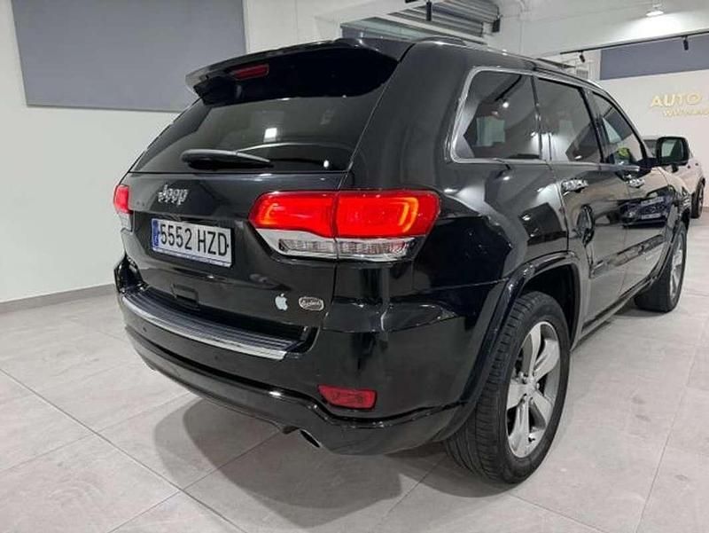 Usado Jeep Grand Cherokee Overland 250 CV (183 kW) 2014 Negro SUV