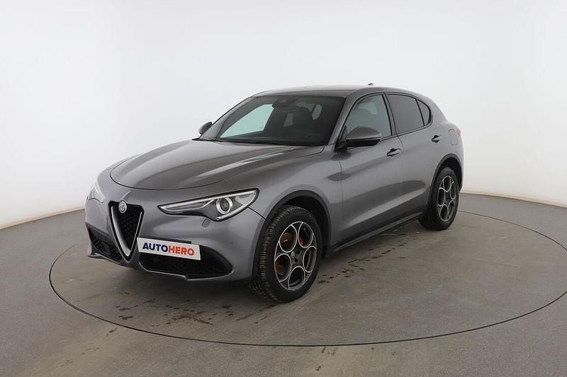 Gris Usado 2020 Alfa Romeo Stelvio Executive SUV | 27.999 € (Buen precio) - Imagen 1/3