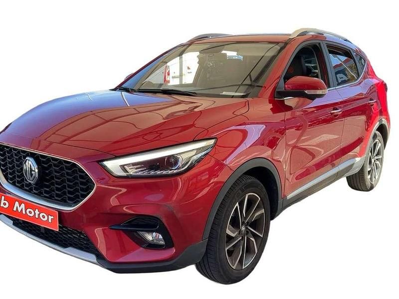 Usado MG ZS Luxury 111 CV (81 kW) 2023 Rojo SUV