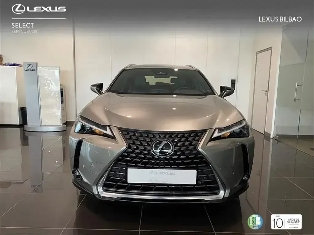 Usado Lexus UX 300h 199 CV (146 kW) 2026 Otro SUV