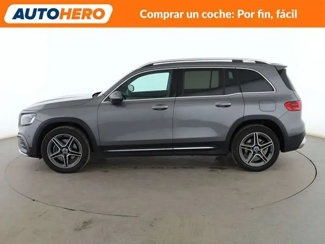 Usado Mercedes GLB200 AMG line 150 CV (110 kW) 2024 Gris SUV