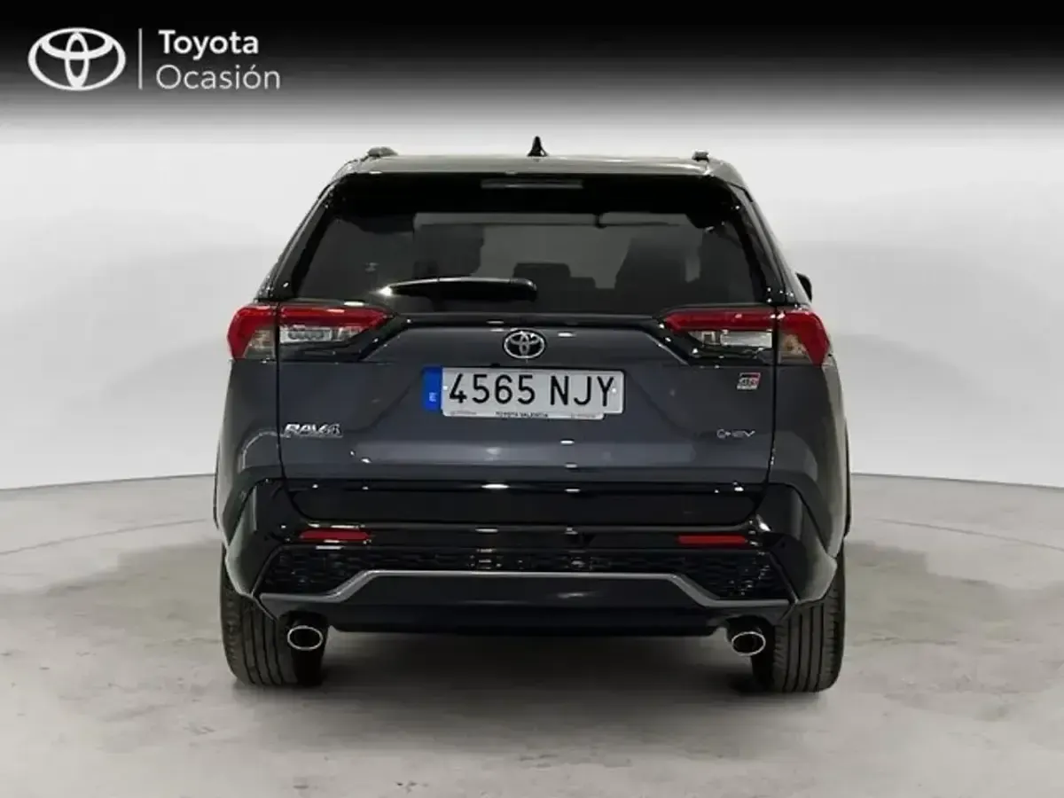 Usado Toyota RAV4 Hybrid Plus 2026 Gris SUV