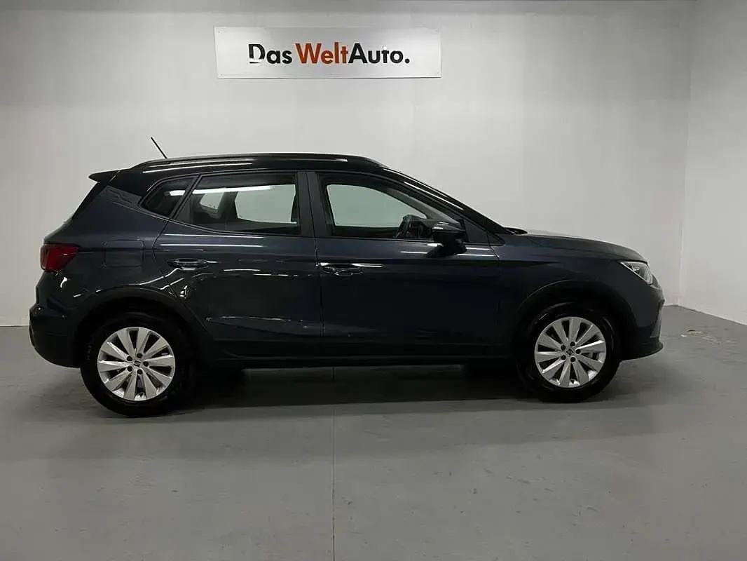 Usado Seat Arona Style 116 CV (85 kW) 2025 Gris SUV