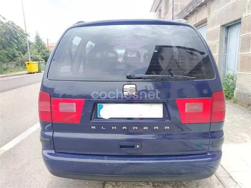 Usado Seat Alhambra Stylance 115 CV (84 kW) 2006 Azul Monovolumen