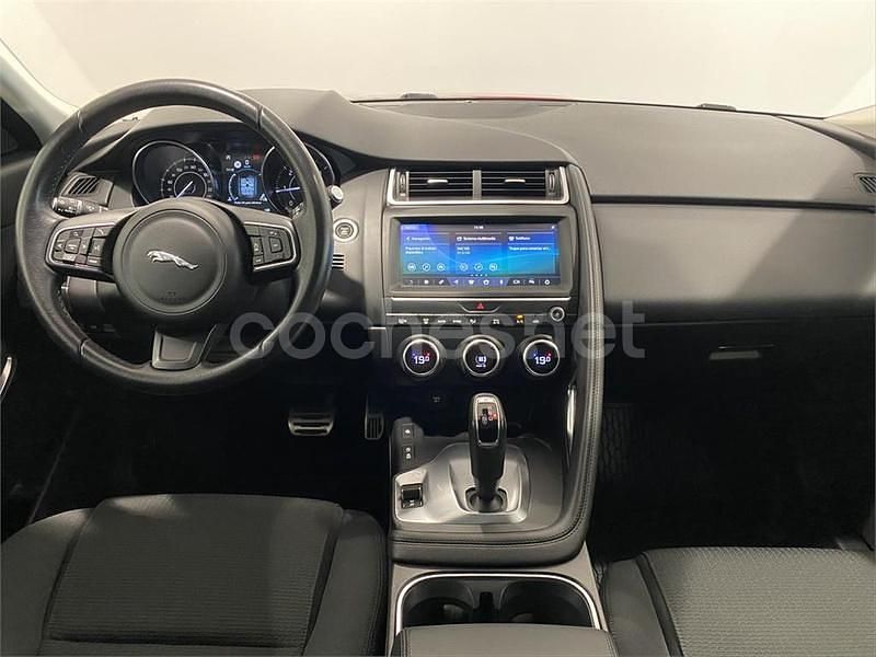 Usado Jaguar E-Pace 150 CV (110 kW) 2019 Rojo SUV