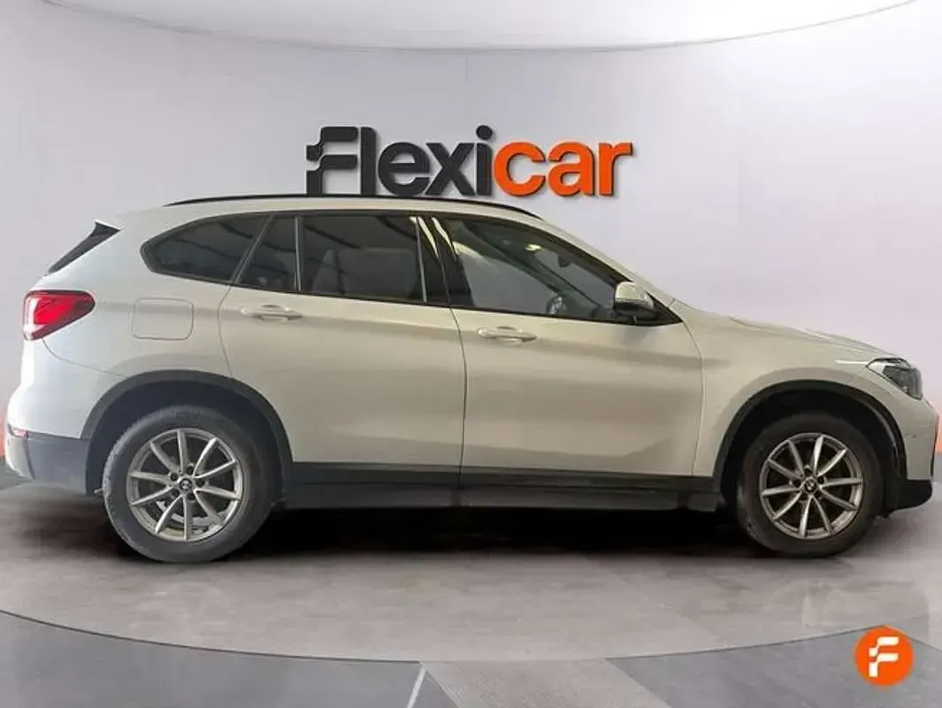Usado BMW X1 150 CV (110 kW) 2021 Blanco SUV