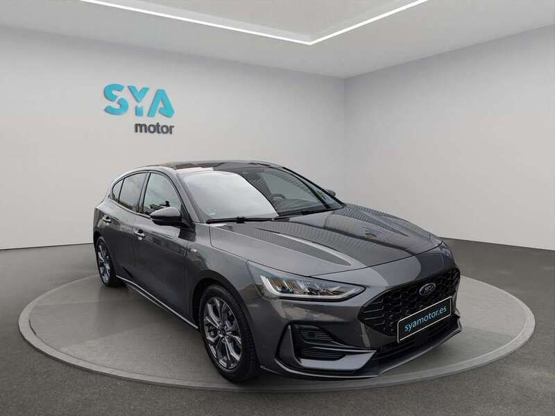 Gris Usado 2023 Ford Focus ST-Line Berlina | 16.990 € (Precio justo) - Imagen 1/3