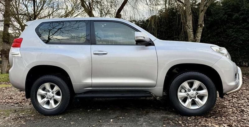 Usado Toyota Land Cruiser 190 CV (139 kW) 2010 Gris SUV