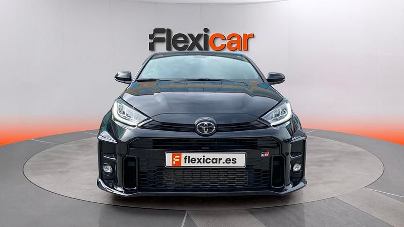 Usado Toyota Yaris 261 CV (191 kW) 2021 Negro Utilitario