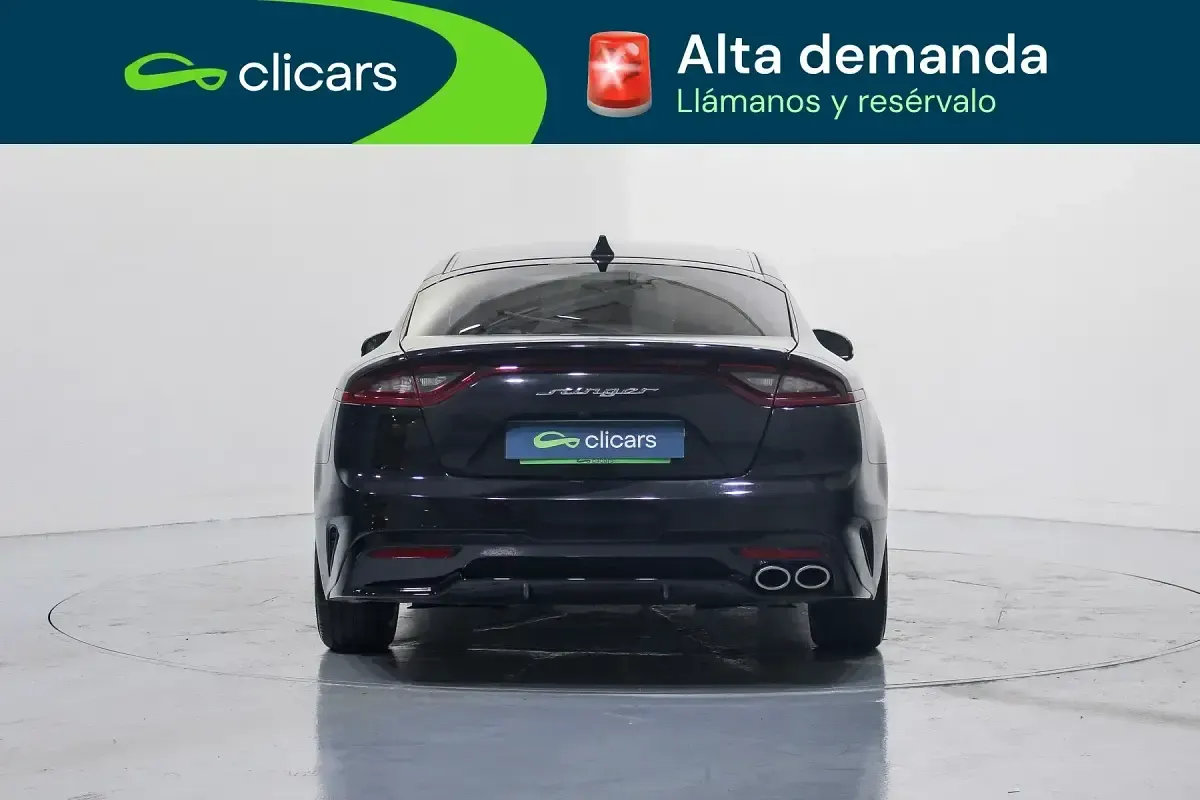 Usado Kia Stinger GT-Line 200 CV (147 kW) 2017 Negro Utilitario