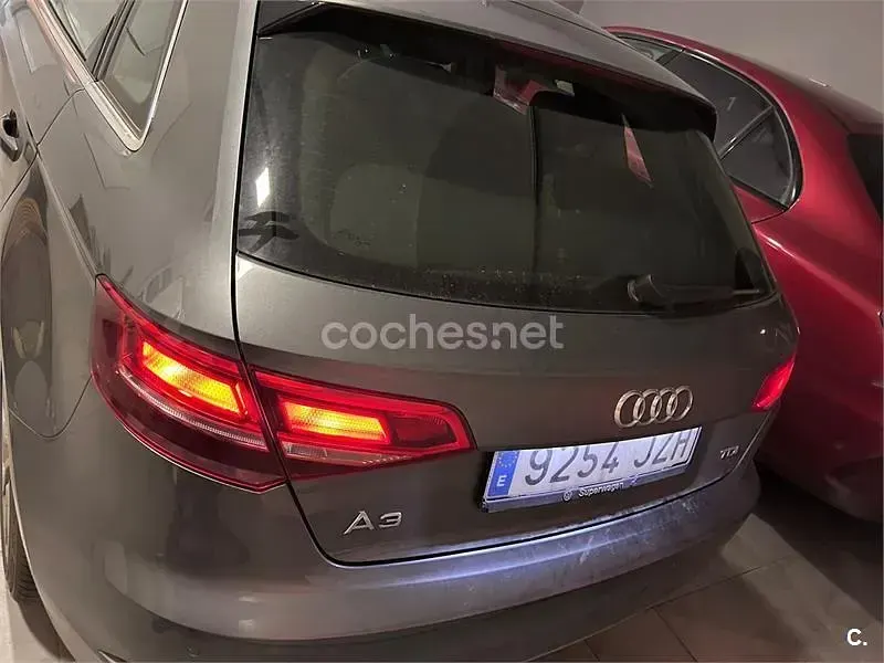 Używany Audi A3 Sport 110 KM (80 kW) 2017 Szary Sedan/Limuzyna
