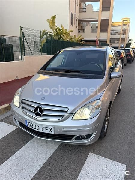 Gris / plata Usado 2007 Mercedes B200 Monovolumen | 5900 € (Buen precio) - Imagen 1/4