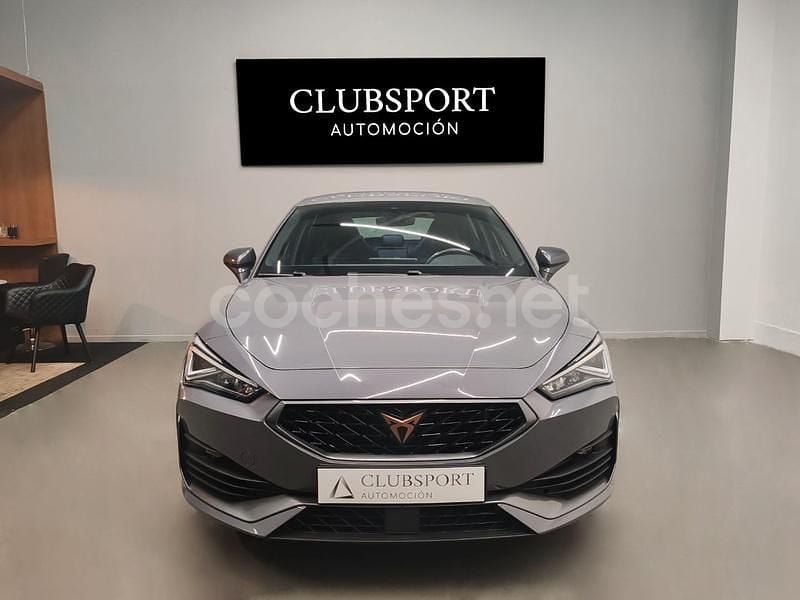 Usado Cupra Leon VZ 300 CV (220 kW) 2022 Gris / plata Berlina