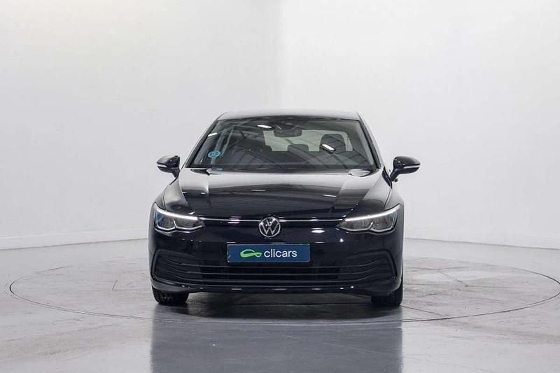 Usado VW Golf VIII Life 116 CV (85 kW) 2021 Negro Utilitario