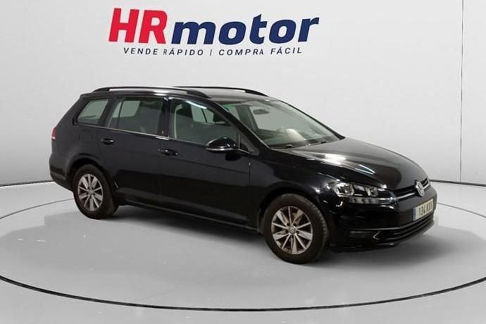 Negro Usado 2019 VW Golf VII S Familiar | 12.300 € (Precio justo) - Imagen 1/4