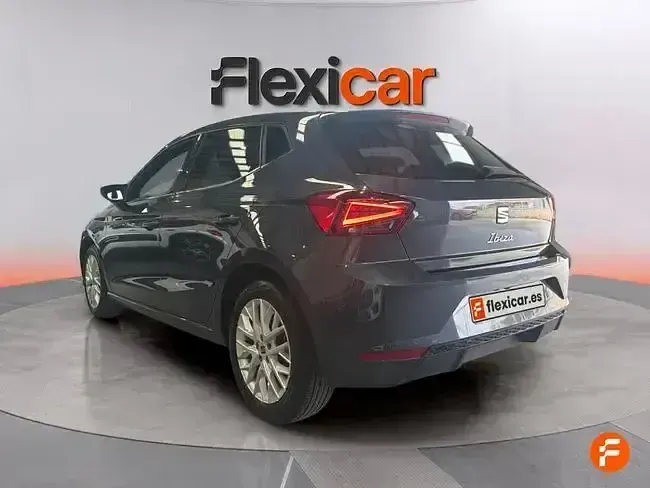 Usado Seat Ibiza 115 CV (84 kW) 2024 Azul Utilitario