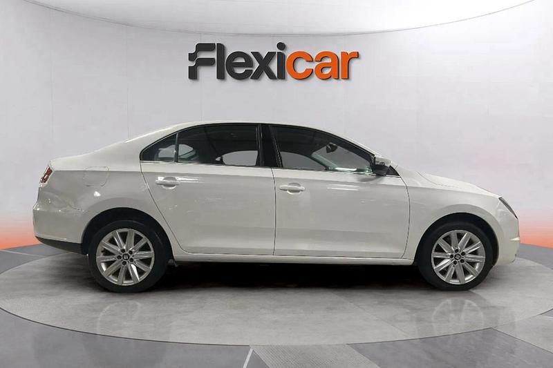 Usado Seat Toledo Style 110 CV (80 kW) 2018 Blanco Berlina