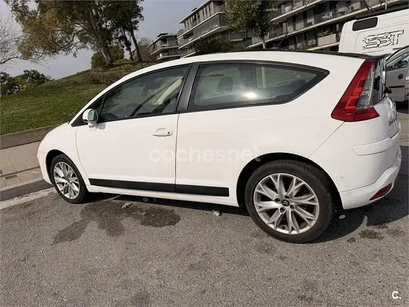 Usado Citroën C4 90 CV (66 kW) 2009 Blanco Berlina