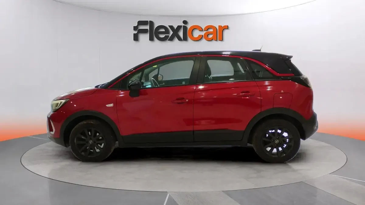 Usado Opel Crossland GS Line 110 CV (80 kW) 2021 Rojo SUV