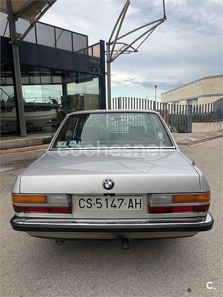 Usado BMW 524 115 CV (84 kW) 1986 Gris / plata Berlina