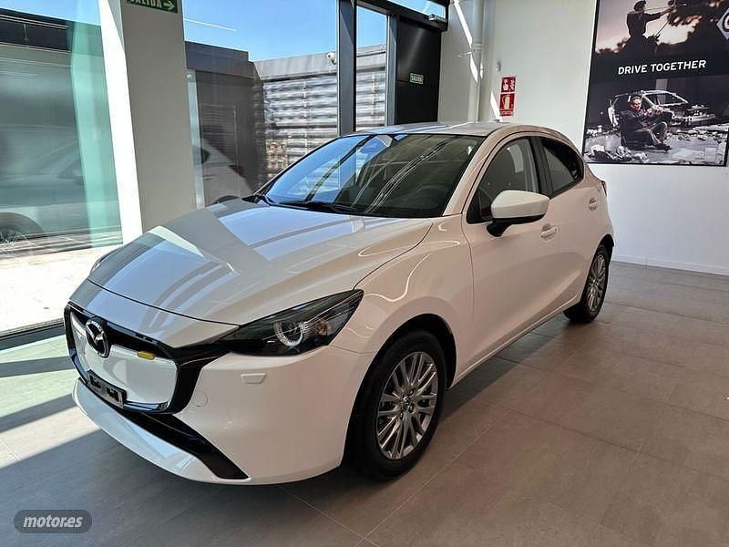 Blanco Nuevo 2025 Mazda 2 Exclusive-Line Berlina | 22.500 € (Un poco caro) - Imagen 1/4