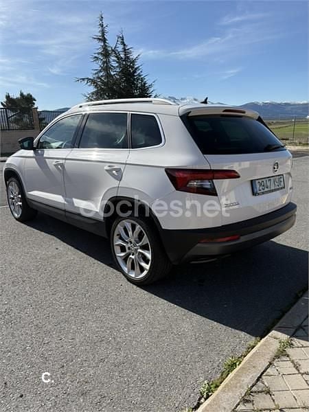 Usado Skoda Karoq Style 150 CV (110 kW) 2018 Blanco SUV