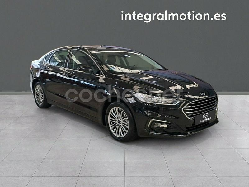 Usado Ford Mondeo Trend 187 CV (137 kW) 2022 Otro Berlina