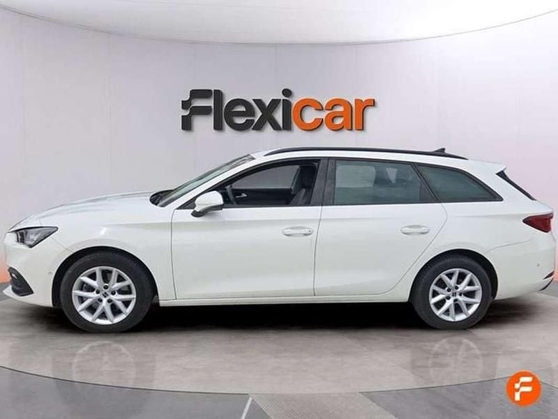 Usado Seat Leon Style 116 HP (85 kW) 2022 Branco Carrinha