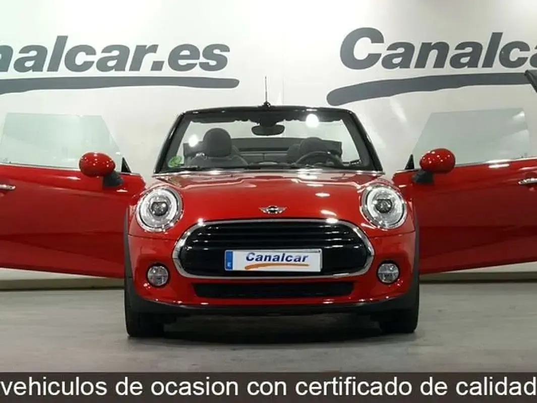 Usado Mini Cooper D Cabriolet 116 CV (85 kW) 2016 Rojo Descapotable