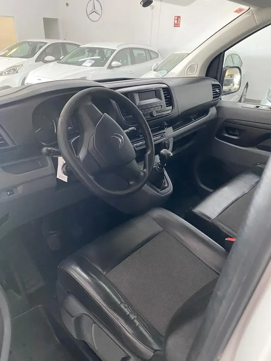 Usado Citroën Jumpy 100 CV (73 kW) 2021 Blanco Monovolumen