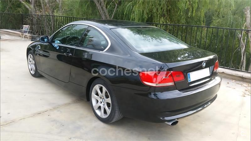 Usado BMW 320 177 CV (130 kW) 2007 Negro Coupe