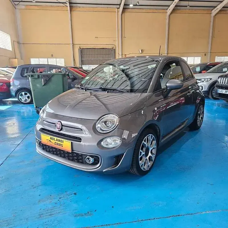 Usado Fiat 500 Lounge 69 CV (50 kW) 2018 Gris Utilitario