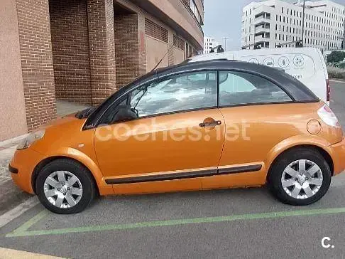 Usado Citroën C3 Pluriel 110 CV (80 kW) 2003 Naranja Descapotable