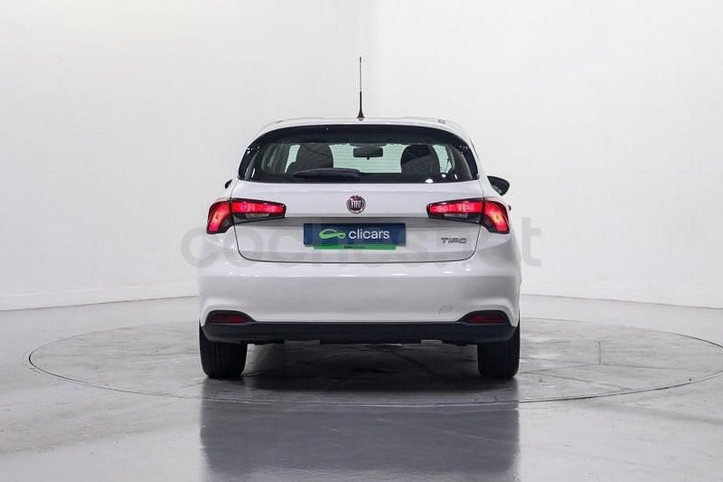 Usado Fiat Tipo Pop 95 CV (69 kW) 2018 Blanco Berlina