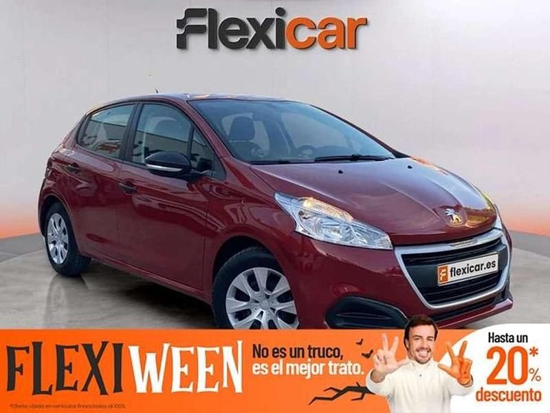 Burdeos Usado 2018 Peugeot 208 Active Utilitario | 9390 € (Precio justo) - Imagen 1/4