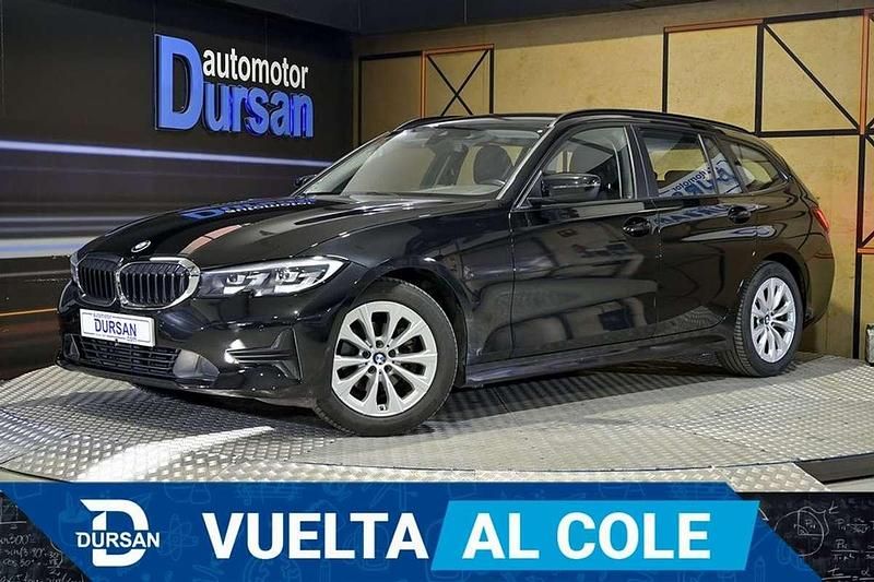 Negro Usado 2021 BMW 318 Comfort Edition Familiar | 20.990 € (Precio justo) - Imagen 1/4