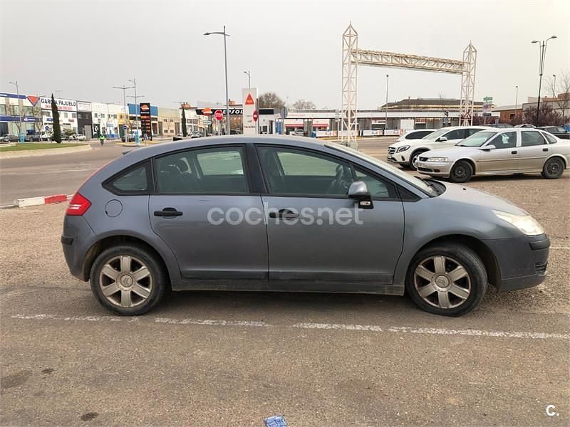 Usado Citroën C4 92 CV (67 kW) 2008 Gris / plata Berlina
