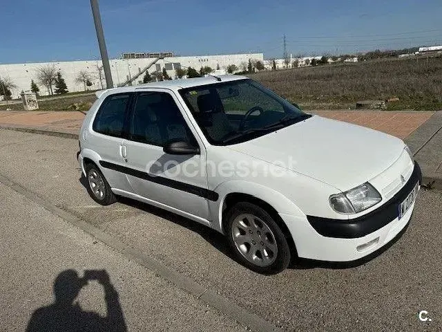 Usado Citroën Saxo VTR Sport 90 CV (66 kW) 1997 Blanco Utilitario
