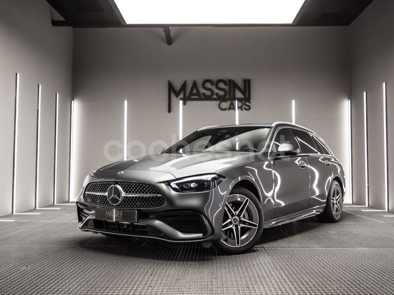 Gris / plata Usado 2022 Mercedes C300e Familiar | 42.999 € (Un poco caro) - Imagen 1/4