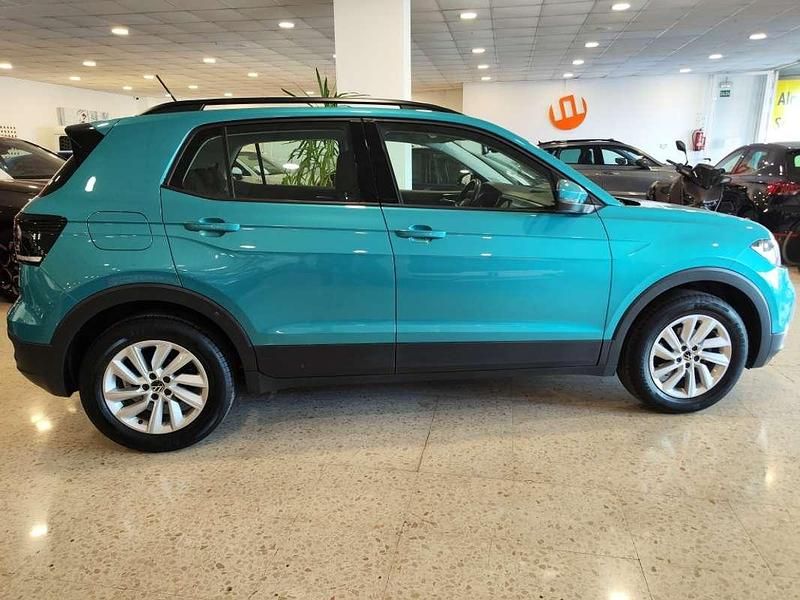 Usado VW T-Cross Advance 110 CV (80 kW) 2023 Azul SUV